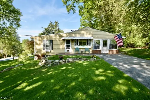 2 Elm Rd, Hardyston Twp., NJ 07419