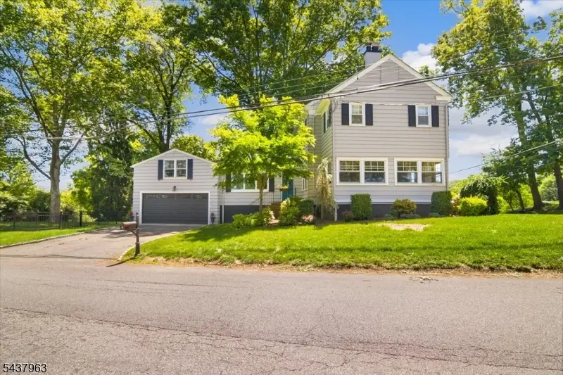 80 Hillcrest Ave, Morris, NJ 07960 - #2