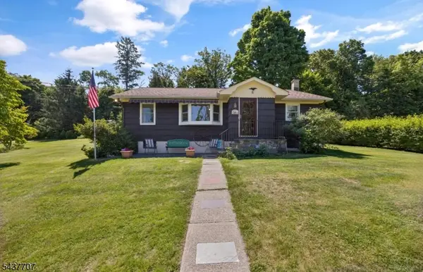 6 Odell Rd, Vernon Twp., NJ 07462