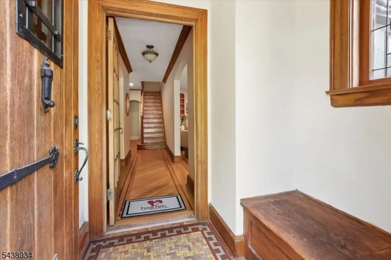 18 Burroughs Way, Maplewood, NJ 07040 - #3