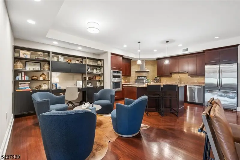 40 W Park Pl #513, Morristown, NJ 07960 - #3