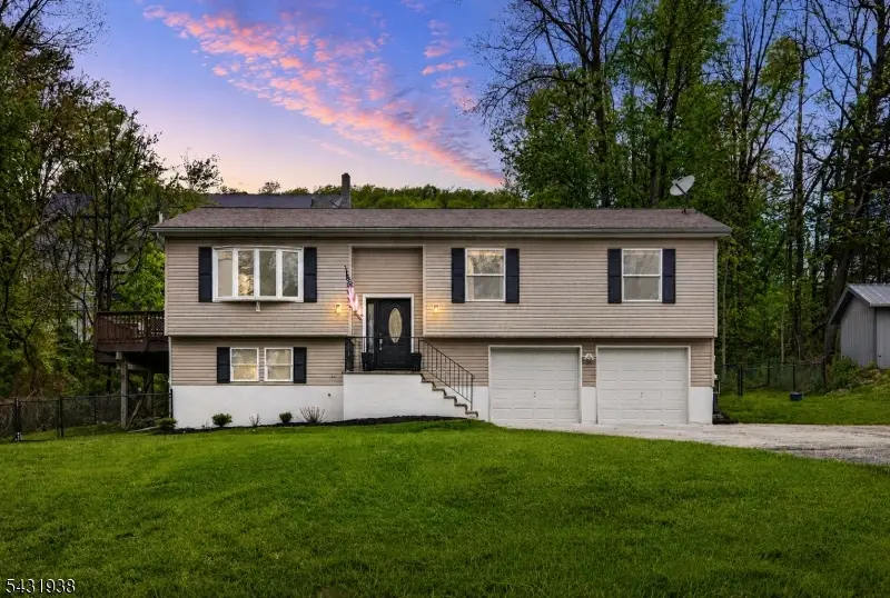 13 Valley Dr, Vernon Center, NJ 07862 - #1