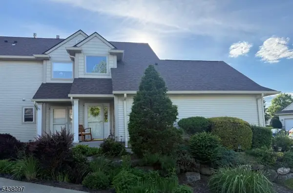 2 Caleb Ct, Hardyston Twp., NJ 07419