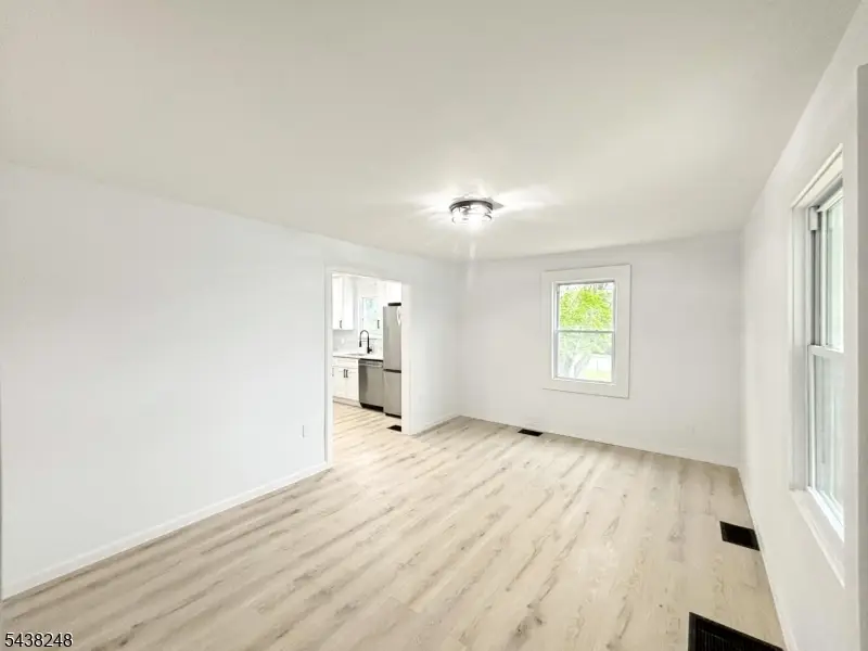 121 Henderson St, Phillipsburg, NJ 08865 - #3