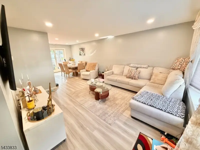 344 Nottingham Way, Union, NJ 07083 - #3