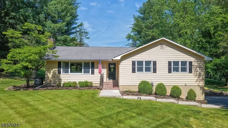 130 Cherryville Hollow Rd, Raritan, NJ 08822 - #1