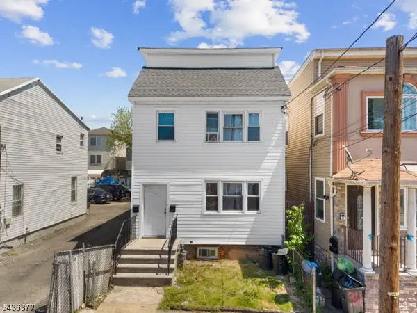 313 Livingston St, Elizabeth City, NJ 07206