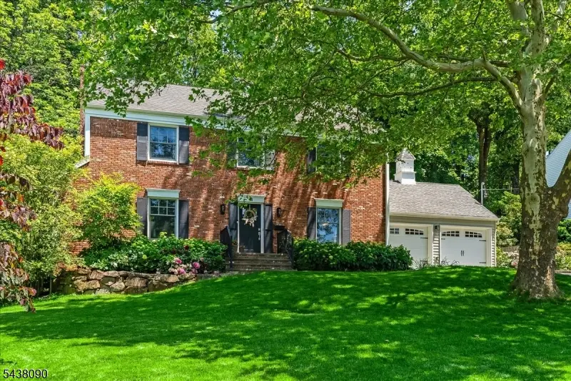 22 Ridge Dr W., Berkeley Heights, NJ 07922 - #1