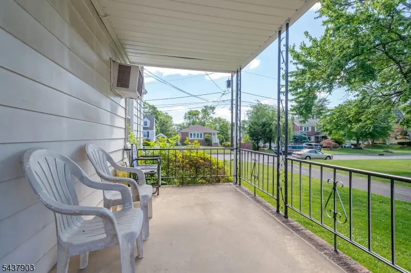 137 Valpeck Ave, Raritan, NJ 08869 - #3