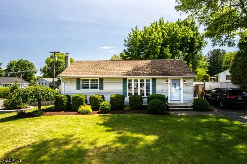 1 Bass Dr, Succasunna, NJ 07876 - #3