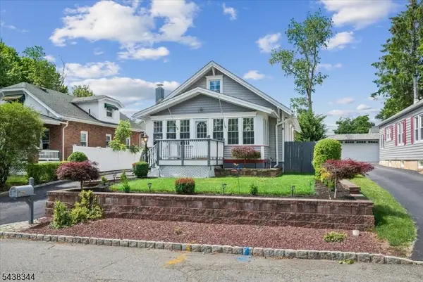15 Clover Pl, Mine Hill Twp., NJ 07803