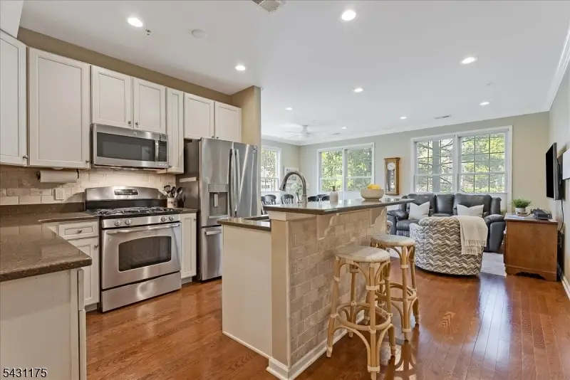 17 Lara Pl, Warren, NJ 07059 - #2