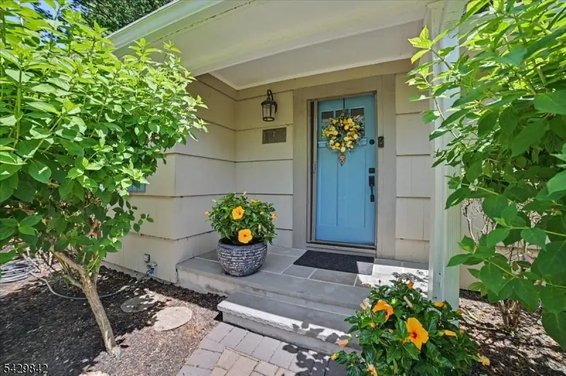 7 Molly Stark Dr, Morris, NJ 07960 - #3
