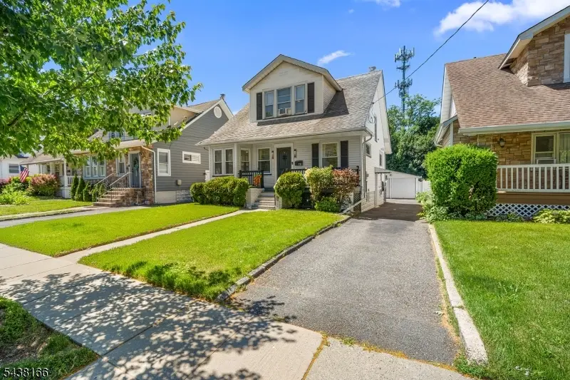 121 Smallwood Ave, Belleville, NJ 07109 - #2