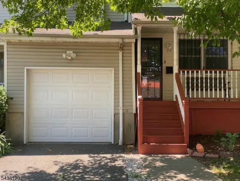 77 Magnolia St, Newark, NJ 07108 - #1
