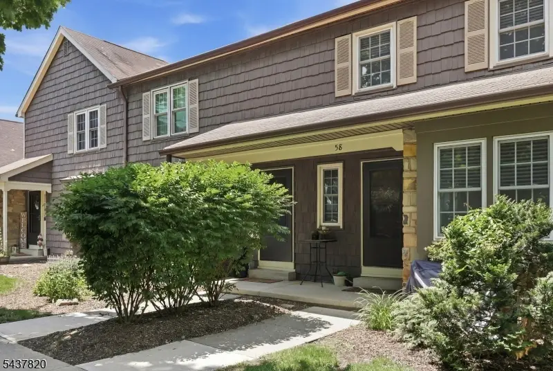 58 Oriole Dr, Allamuchy, NJ 07840 - #2
