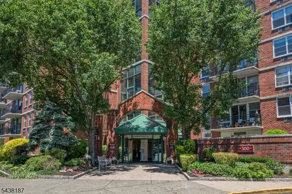 300 Main St #213, Little Falls Twp., NJ 07424