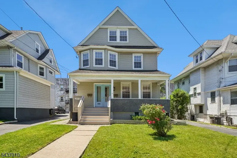 14 Grove Ter, Montclair, NJ 07042 - #1