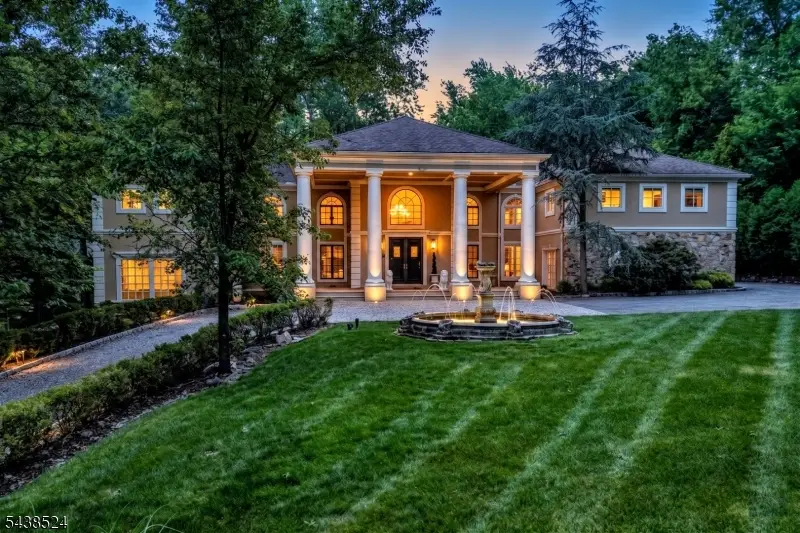 24 Wildwood Rd, Saddle River, NJ 07458 - #2