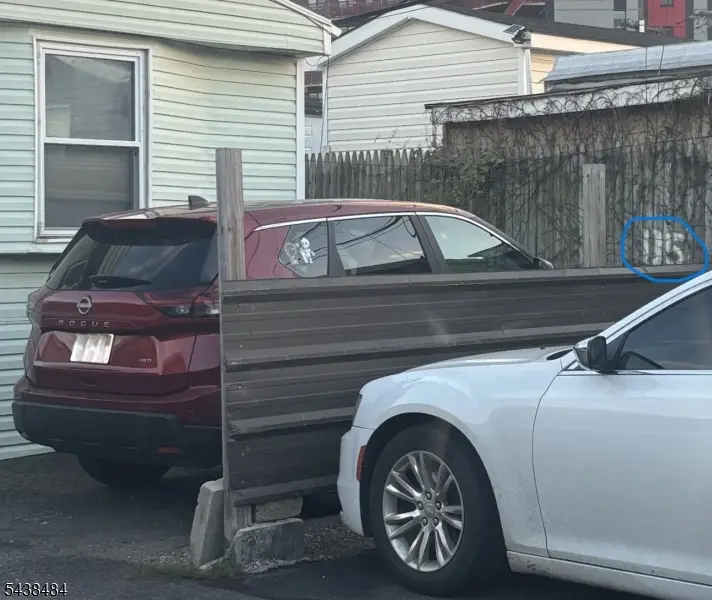 191 W 24th St #D5, Bayonne, NJ 07002 - #2