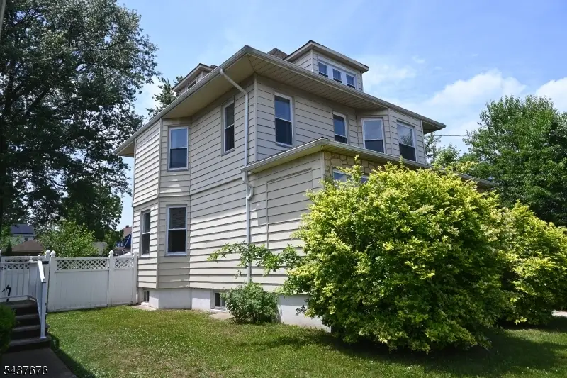 721 Summit St, Linden, NJ 07036 - #3