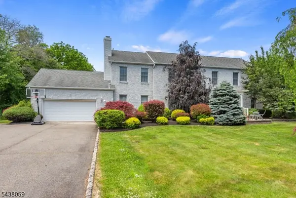 127 Smithtown Rd, Mount Olive Twp., NJ 07840