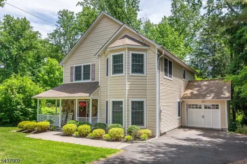 298 Emerson Ln, Berkeley Heights, NJ 07922 - #3