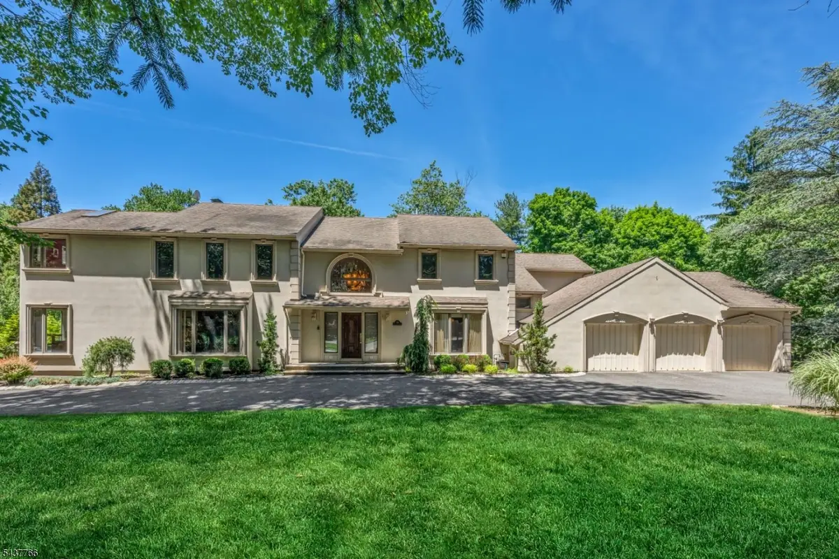 59 Deerfield Ln, Upper Saddle River, NJ 07458 - #1