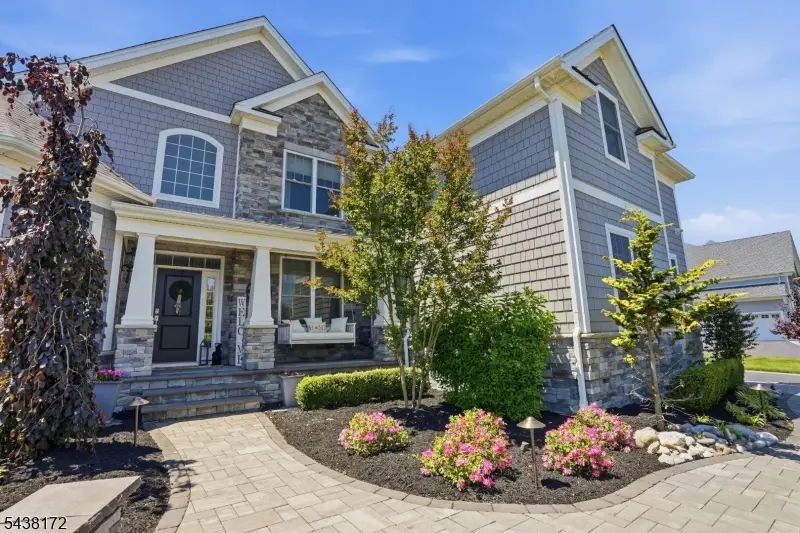 18 Waterford Way, Lincroft, NJ 07738 - #3