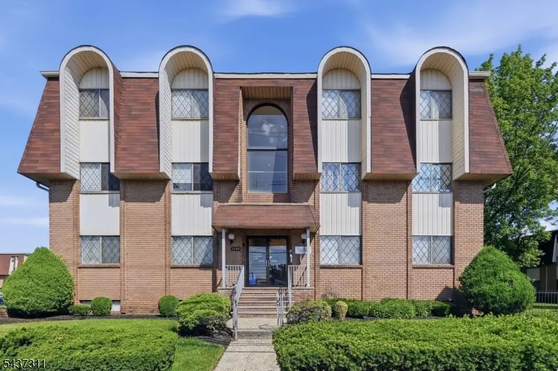 1190 W St Georges Ave, C34 #C34, Linden, NJ 07036 - #1