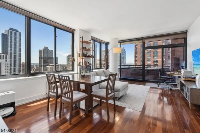 389 Washington St #23A, Jersey City, NJ 07302 - #1