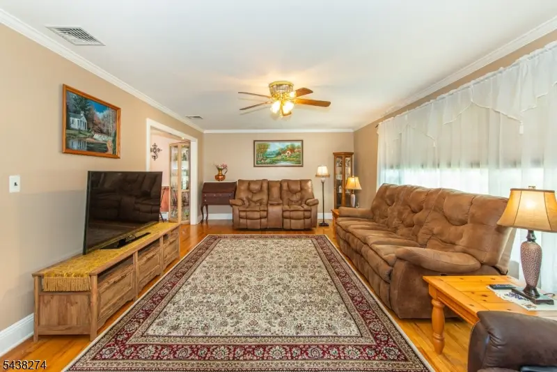 21 Whitegate Rd, Succasunna, NJ 07876 - #3
