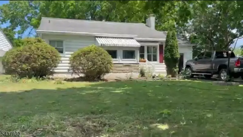 2 Christine Pl, Washington, NJ 07882 - #1
