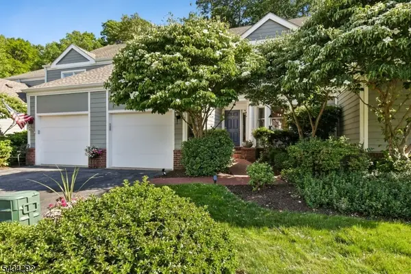 22 Woodcrest Dr, Morris Twp., NJ 07960