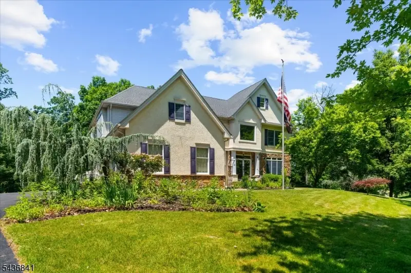 14 Hawk Dr, Raritan, NJ 08551 - #2
