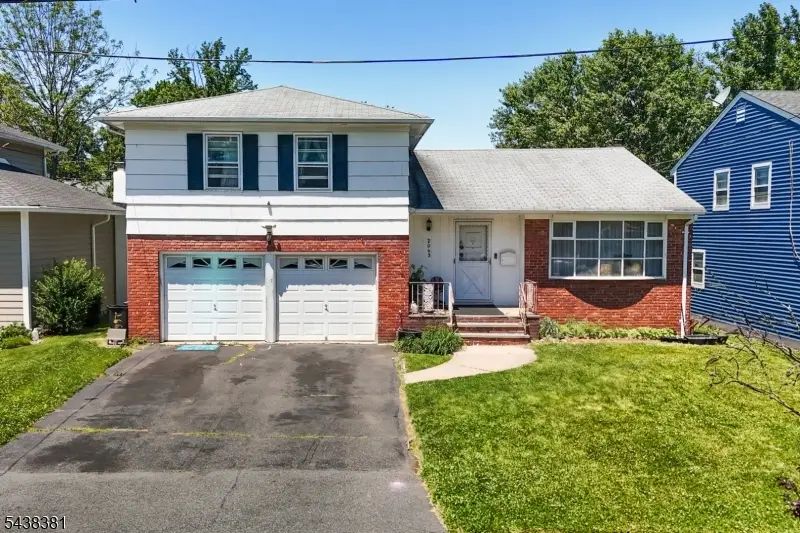 2663 Hawthorne Ave, Union, NJ 07083 - #2