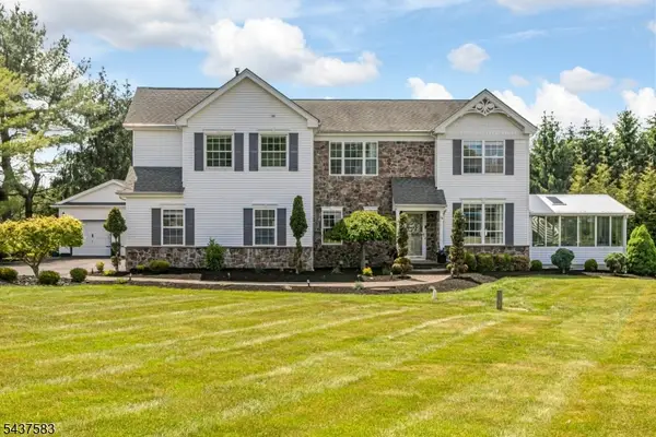 29 Sutphin Rd, Raritan Twp., NJ 08822
