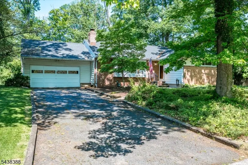 9 Clive Hills Rd, Edison, NJ 08820 - #3