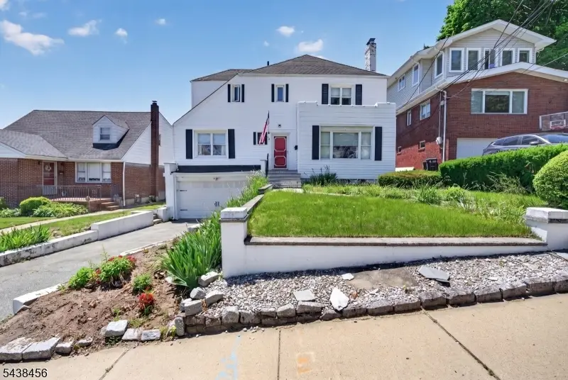 25 Cresthill Ave, Clifton, NJ 07012 - #1