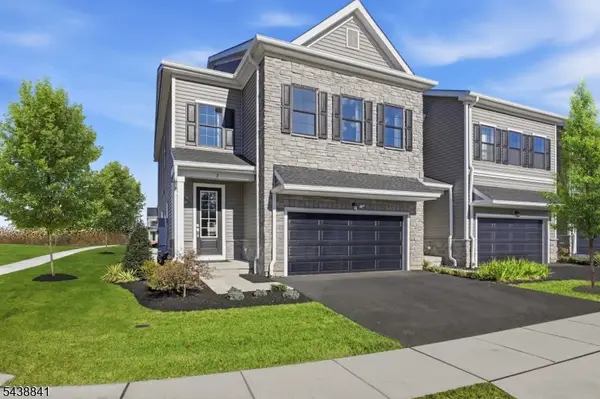 7 Pimlico Place #7, Oakland Boro, NJ 07436