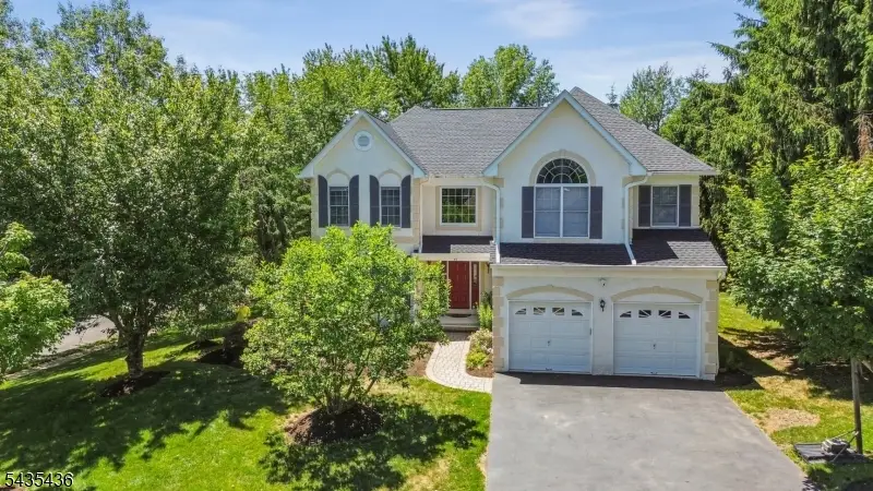 59 Ramapo Dr, The Hills, NJ 07920 - #1
