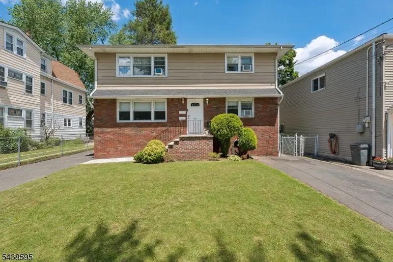 38 Rossiter Ave, Paterson, NJ 07502 - #1