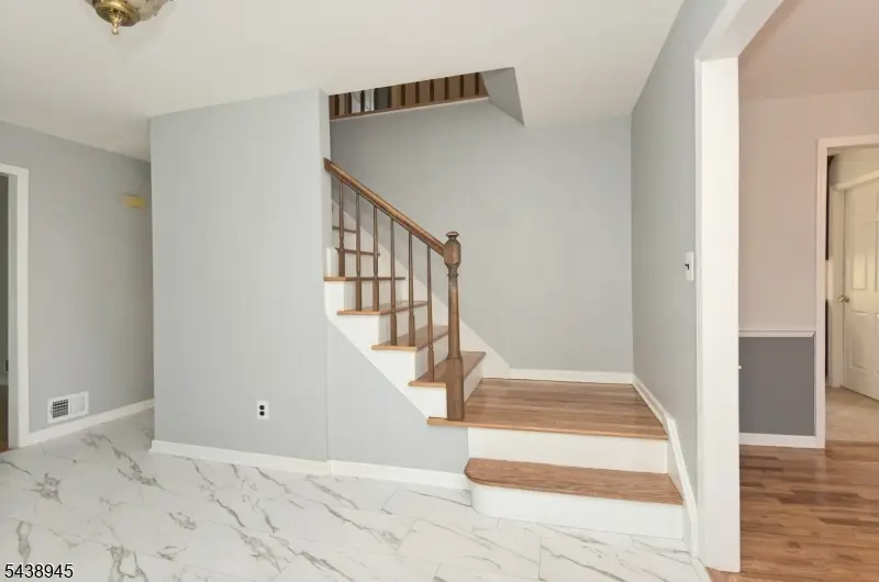 6 Dana Ct, Heathcote, NJ 08540 - #3