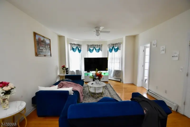 180 N 16th St, East Orange, NJ 07017 - #3