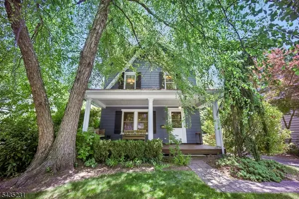 76 Meadowbrook Rd, Millburn Twp., NJ 07078