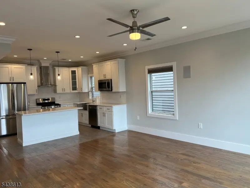 104 Poplar St #2, Jersey City, NJ 07307 - #2