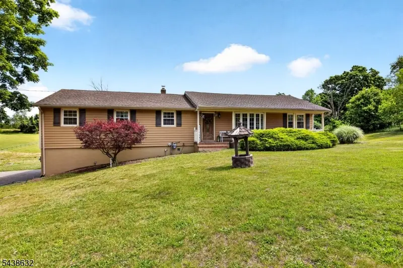 115 Fairview Dr, Neshanic Station, NJ 08853 - #2