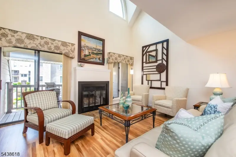 902 River Renaissance, East Rutherford, NJ 07073 - #3