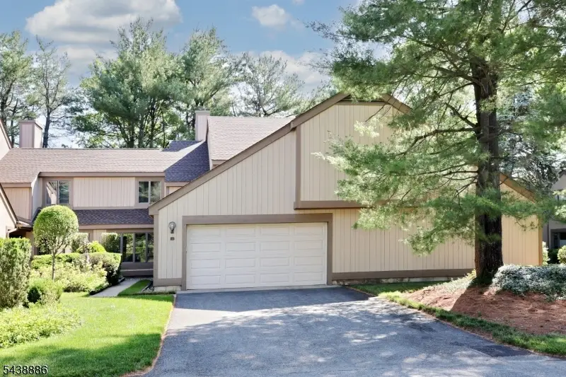 504B Aspen Ln, Wyckoff, NJ 07481 - #2