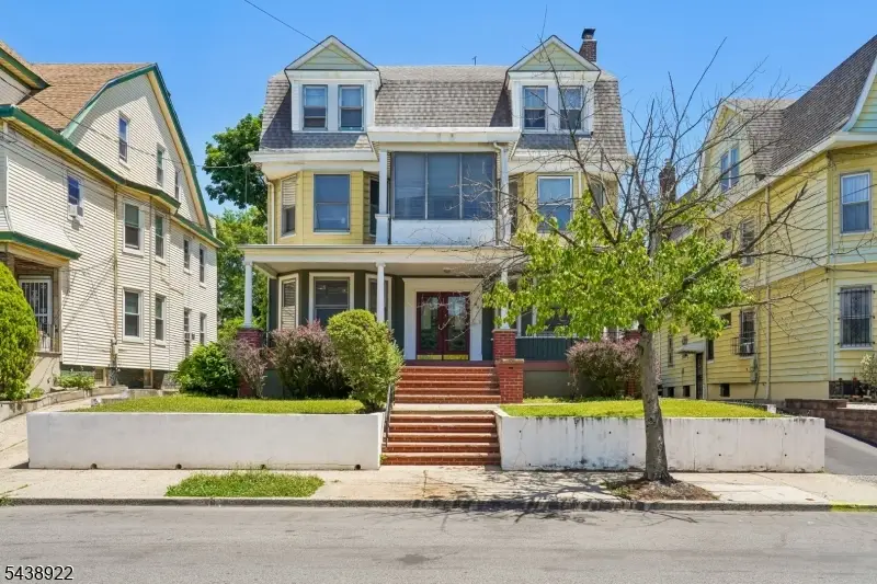 20 - 22 Leo Pl, Newark, NJ 07108 - #1